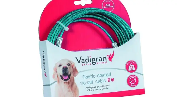 Câbles et piquets d'attache pour chiens : un câble de 6m, plastifié, pour attacher votre chien en toute sécurité. Supporte jusqu'à 23kg.